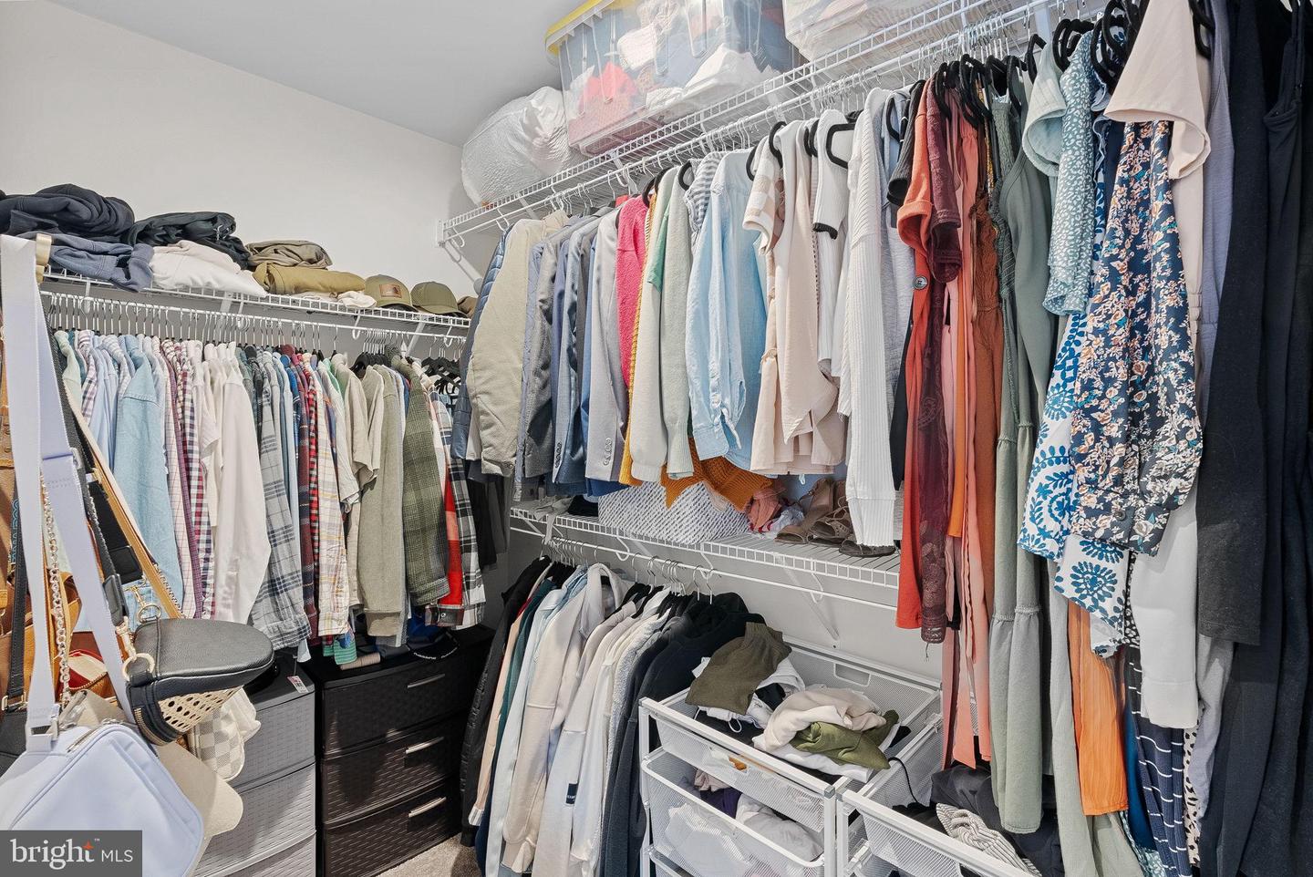 308 NEBEIOLO TER SE, LEESBURG, Virginia 20175, 3 Bedrooms Bedrooms, 6 Rooms Rooms,2 BathroomsBathrooms,Residential,For sale,308 NEBEIOLO TER SE,VALO2107016 MLS # VALO2107016