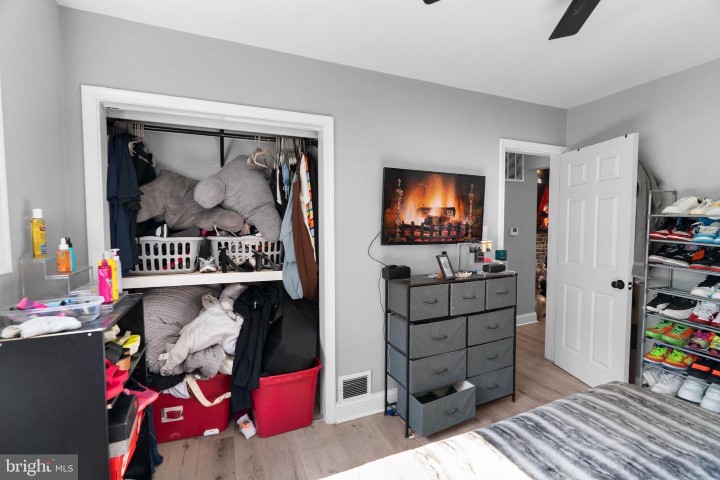 146 JOLIET ST SW, WASHINGTON, District Of Columbia 20032, 4 Bedrooms Bedrooms, 6 Rooms Rooms,2 BathroomsBathrooms,Residential,For sale,146 JOLIET ST SW,DCDC2222790 MLS # DCDC2222790 146 JOLIET ST SW, WASHINGTON, District Of Columbia 20032, 4 Bedrooms Bedrooms, 6 Rooms Rooms,2 BathroomsBathrooms,Residential,For sale,146 JOLIET ST SW,DCDC2222790 MLS # DCDC2222790