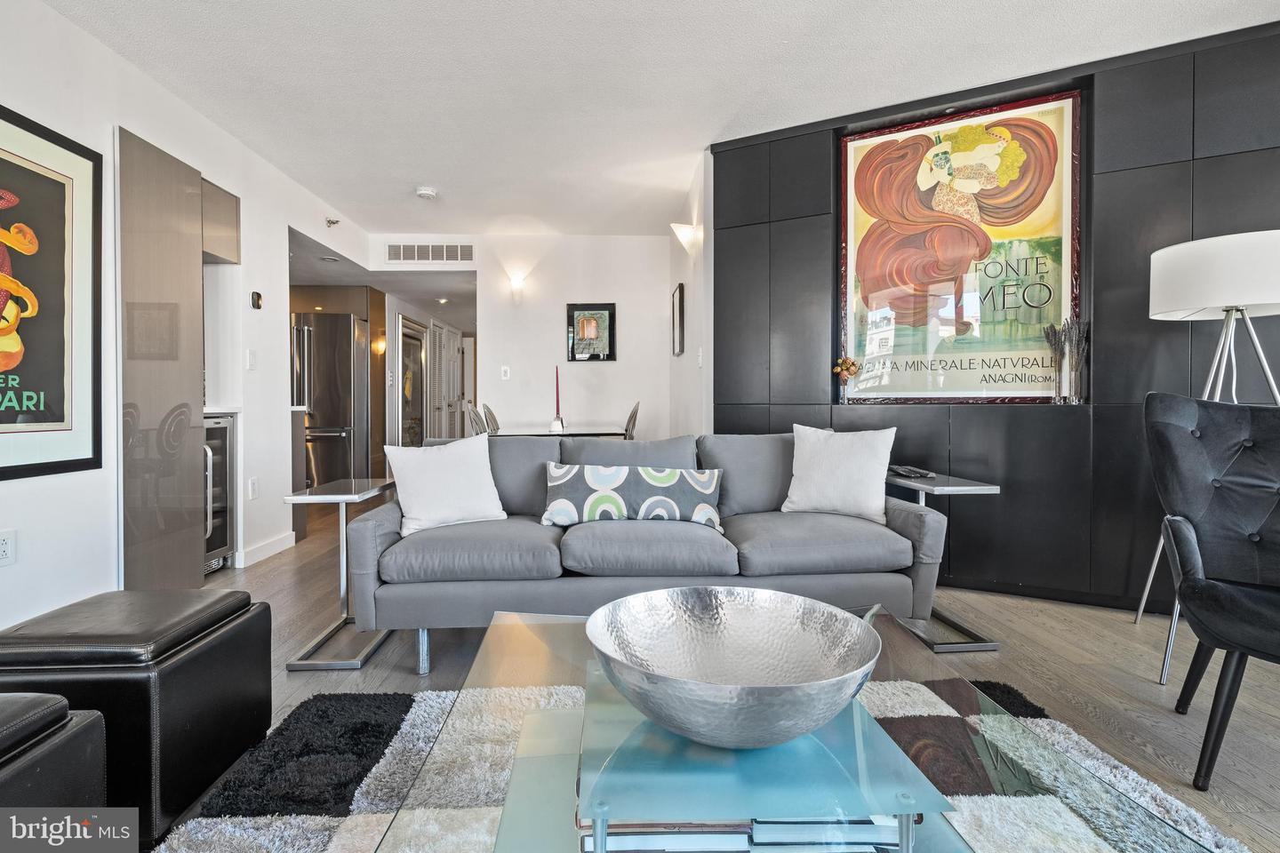 701 PENNSYLVANIA AVE NW #1221, WASHINGTON, District Of Columbia 20004, 1 Bedroom Bedrooms, ,1 BathroomBathrooms,Residential,For sale,701 PENNSYLVANIA AVE NW #1221,DCDC2222836 MLS # DCDC2222836