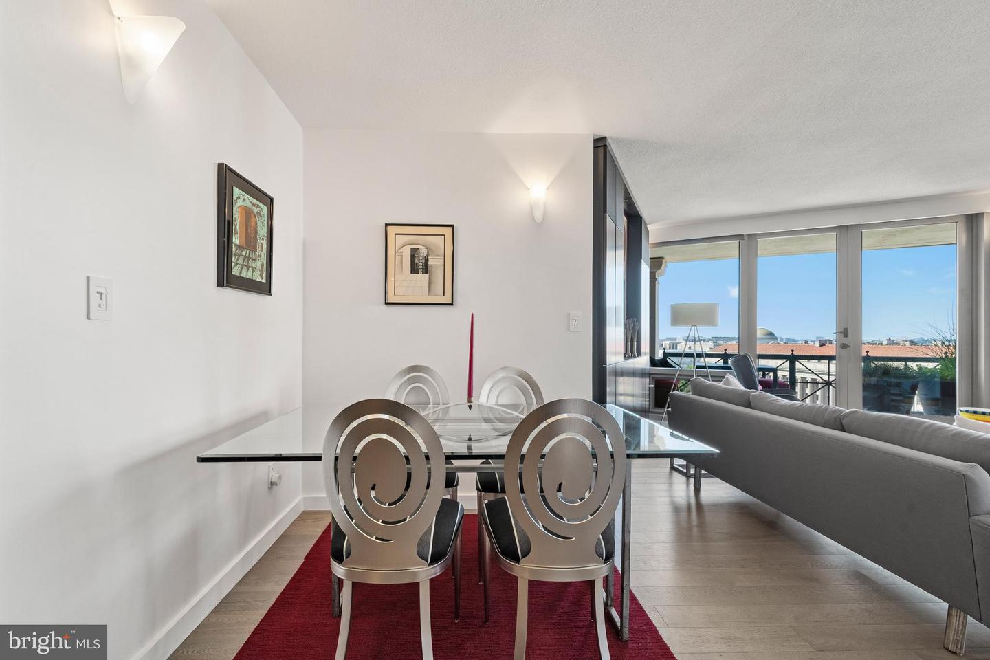 701 PENNSYLVANIA AVE NW #1221, WASHINGTON, District Of Columbia 20004, 1 Bedroom Bedrooms, ,1 BathroomBathrooms,Residential,For sale,701 PENNSYLVANIA AVE NW #1221,DCDC2222836 MLS # DCDC2222836