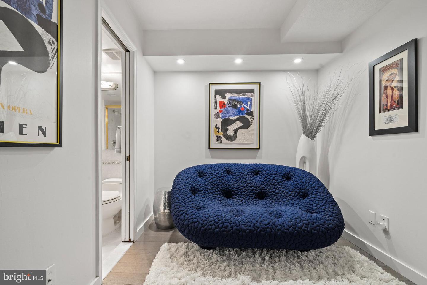 701 PENNSYLVANIA AVE NW #1221, WASHINGTON, District Of Columbia 20004, 1 Bedroom Bedrooms, ,1 BathroomBathrooms,Residential,For sale,701 PENNSYLVANIA AVE NW #1221,DCDC2222836 MLS # DCDC2222836