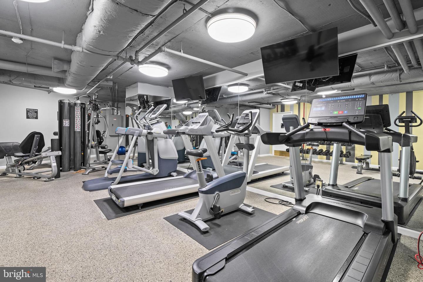 701 PENNSYLVANIA AVE NW #1221, WASHINGTON, District Of Columbia 20004, 1 Bedroom Bedrooms, ,1 BathroomBathrooms,Residential,For sale,701 PENNSYLVANIA AVE NW #1221,DCDC2222836 MLS # DCDC2222836