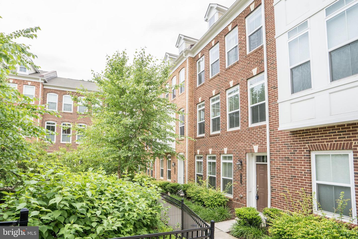 9652 PULLMAN PL, FAIRFAX, Virginia 22031, 4 Bedrooms Bedrooms, 4 Rooms Rooms,2 BathroomsBathrooms,Residential,For sale,9652 PULLMAN PL,VAFX2267706 MLS # VAFX2267706