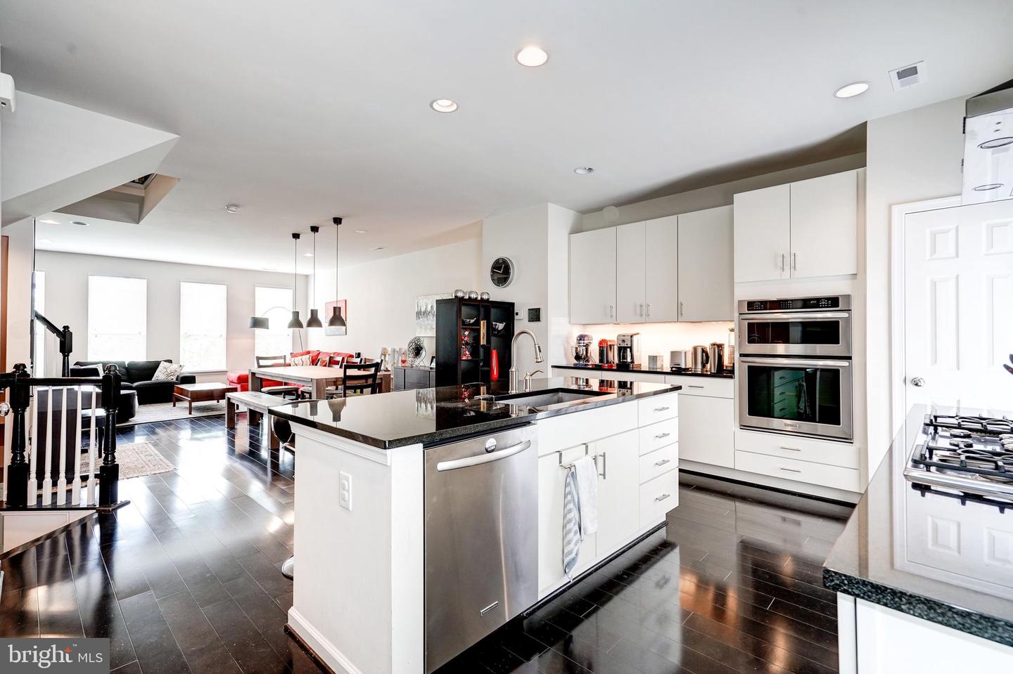 9652 PULLMAN PL, FAIRFAX, Virginia 22031, 4 Bedrooms Bedrooms, 4 Rooms Rooms,2 BathroomsBathrooms,Residential,For sale,9652 PULLMAN PL,VAFX2267706 MLS # VAFX2267706
