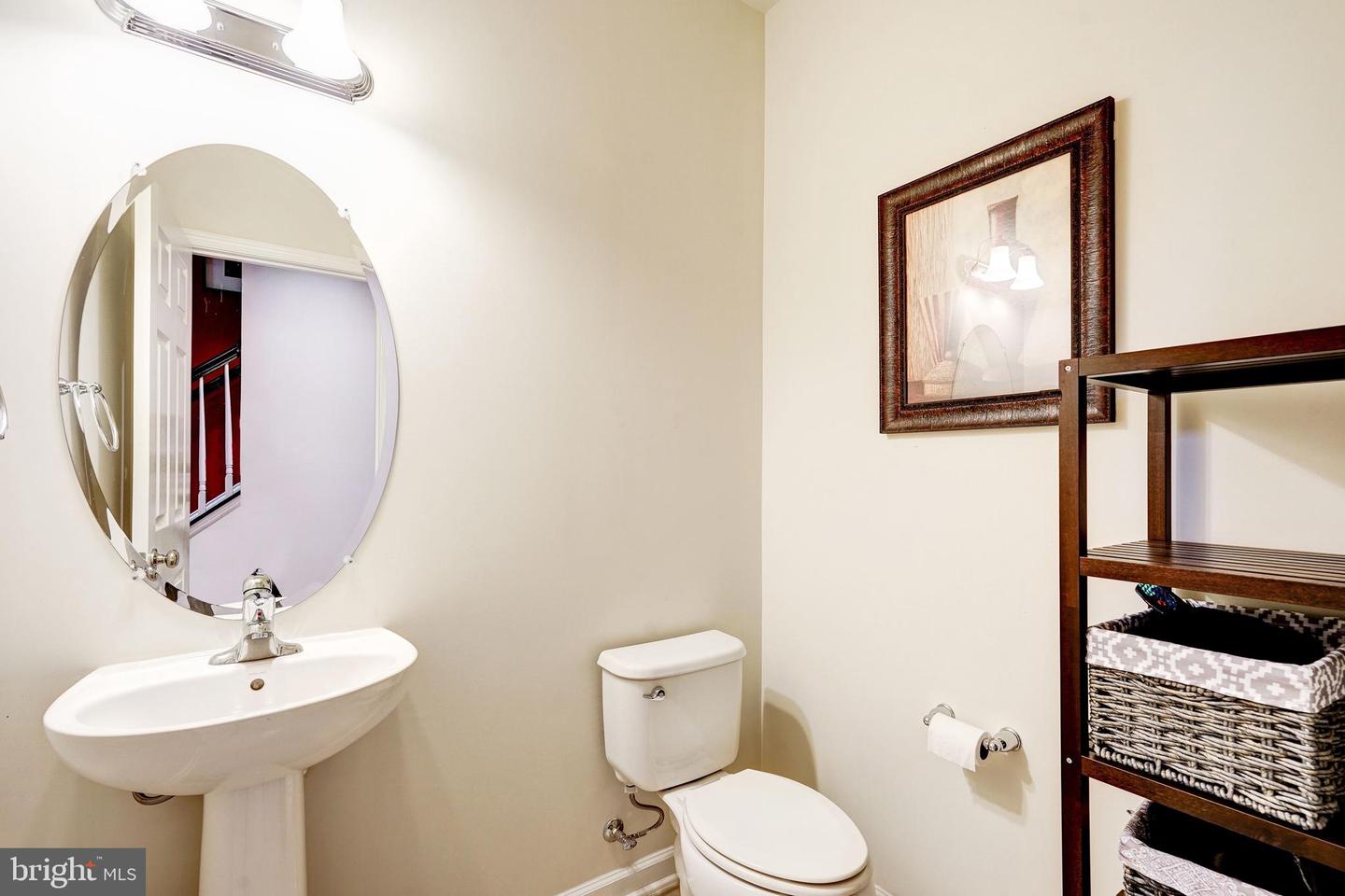 9652 PULLMAN PL, FAIRFAX, Virginia 22031, 4 Bedrooms Bedrooms, 4 Rooms Rooms,2 BathroomsBathrooms,Residential,For sale,9652 PULLMAN PL,VAFX2267706 MLS # VAFX2267706