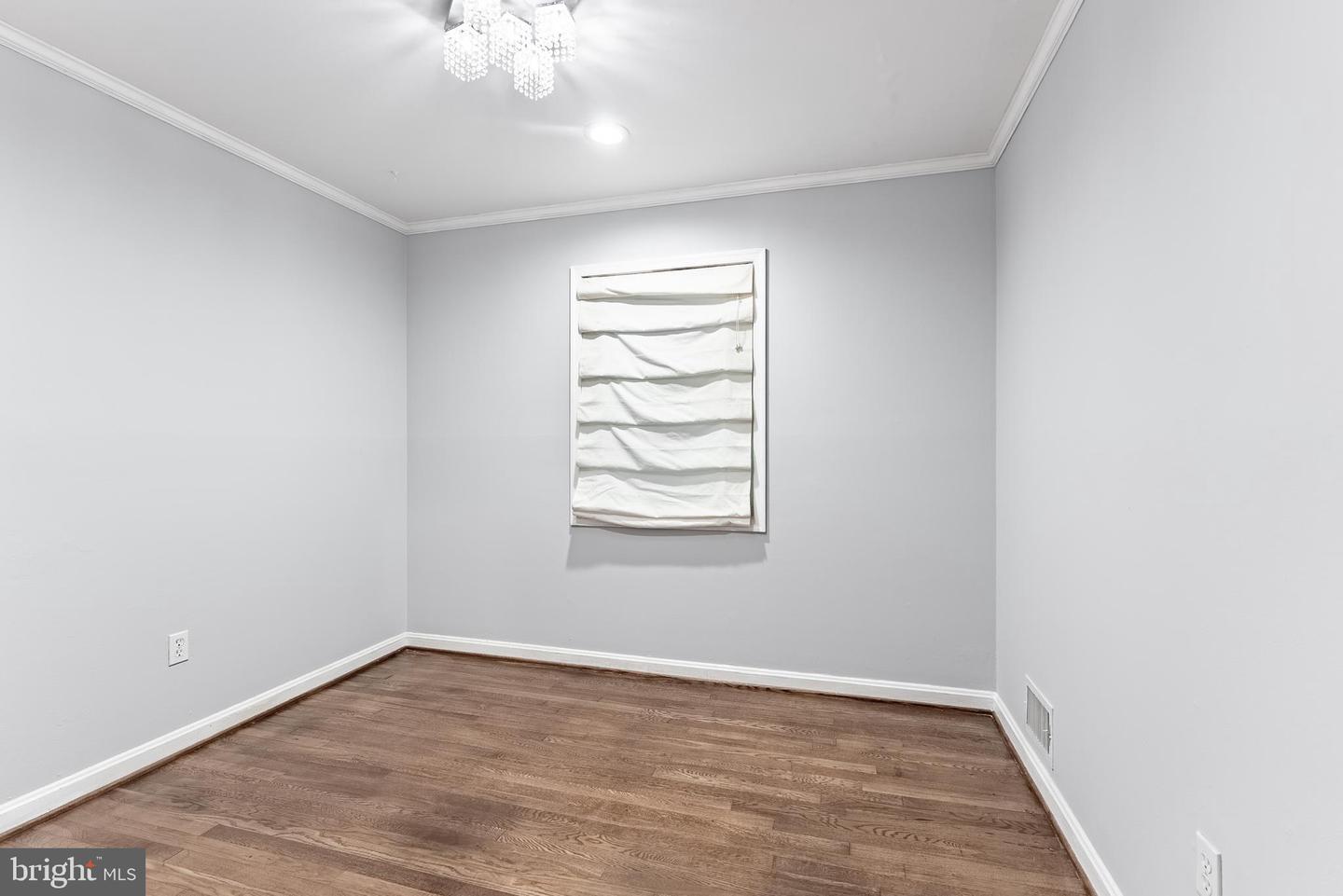 6310 TRACEY CT, ALEXANDRIA, Virginia 22310, 3 Bedrooms Bedrooms, ,2 BathroomsBathrooms,Residential,For sale,6310 TRACEY CT,VAFX2267784 MLS # VAFX2267784