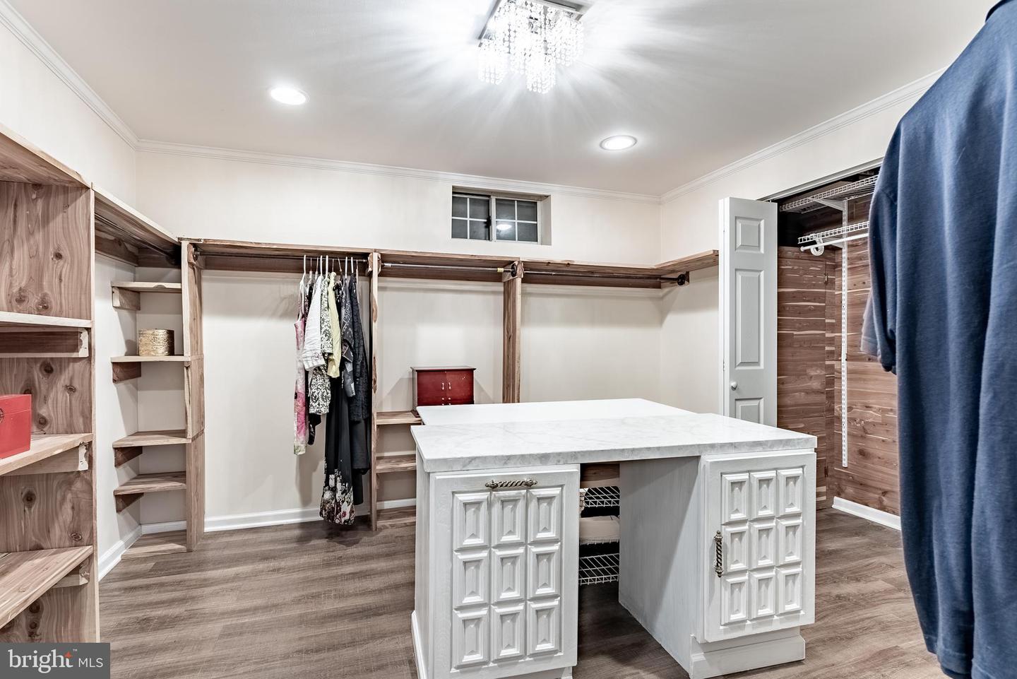 6310 TRACEY CT, ALEXANDRIA, Virginia 22310, 3 Bedrooms Bedrooms, ,2 BathroomsBathrooms,Residential,For sale,6310 TRACEY CT,VAFX2267784 MLS # VAFX2267784