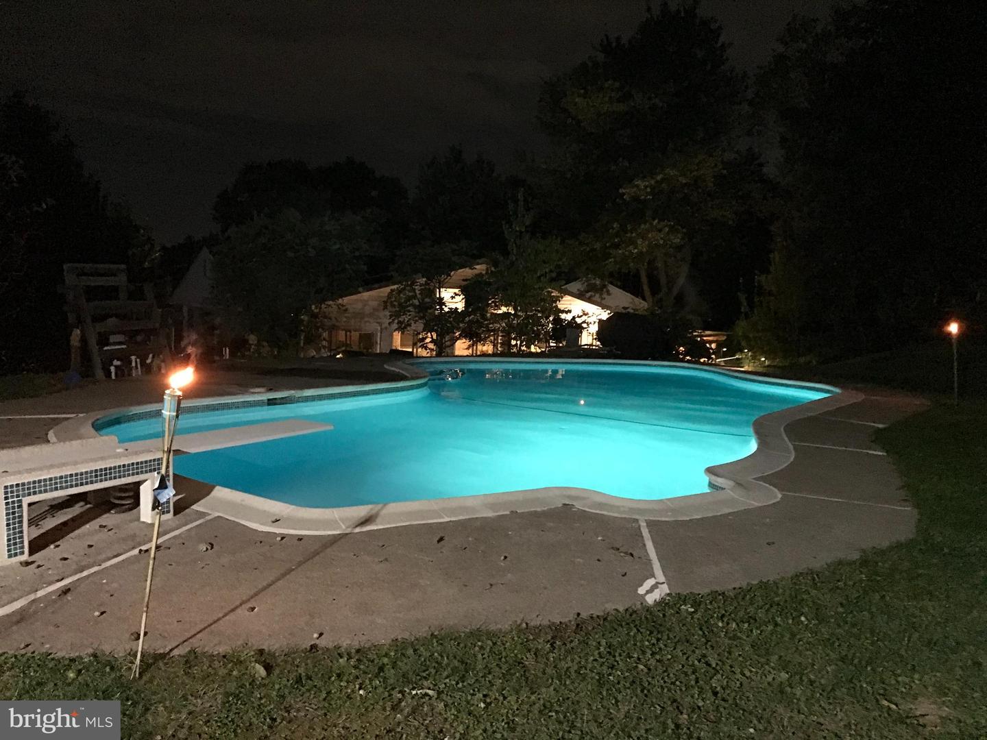 6310 TRACEY CT, ALEXANDRIA, Virginia 22310, 3 Bedrooms Bedrooms, ,2 BathroomsBathrooms,Residential,For sale,6310 TRACEY CT,VAFX2267784 MLS # VAFX2267784