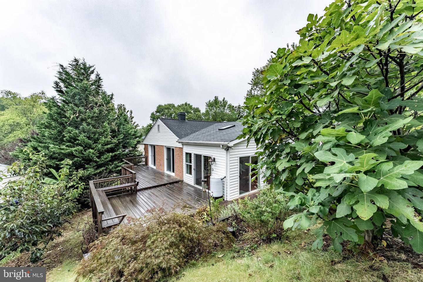 6310 TRACEY CT, ALEXANDRIA, Virginia 22310, 3 Bedrooms Bedrooms, ,2 BathroomsBathrooms,Residential,For sale,6310 TRACEY CT,VAFX2267784 MLS # VAFX2267784
