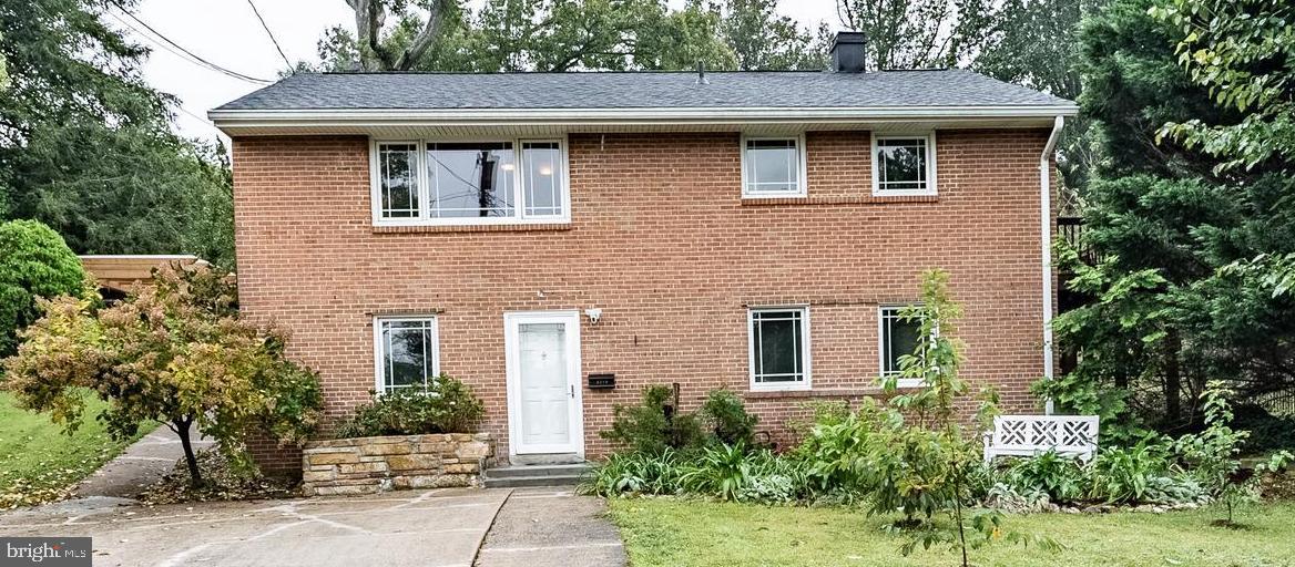 6310 TRACEY CT, ALEXANDRIA, Virginia 22310, 3 Bedrooms Bedrooms, ,2 BathroomsBathrooms,Residential,For sale,6310 TRACEY CT,VAFX2267784 MLS # VAFX2267784