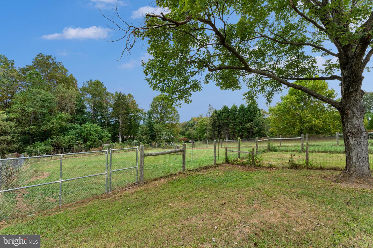 4397 RIDGE RD RD, BARBOURSVILLE, Virginia 22923, 3 Bedrooms Bedrooms, ,3 BathroomsBathrooms,Residential,For sale,4397 RIDGE RD RD,VAOR2012310 MLS # VAOR2012310