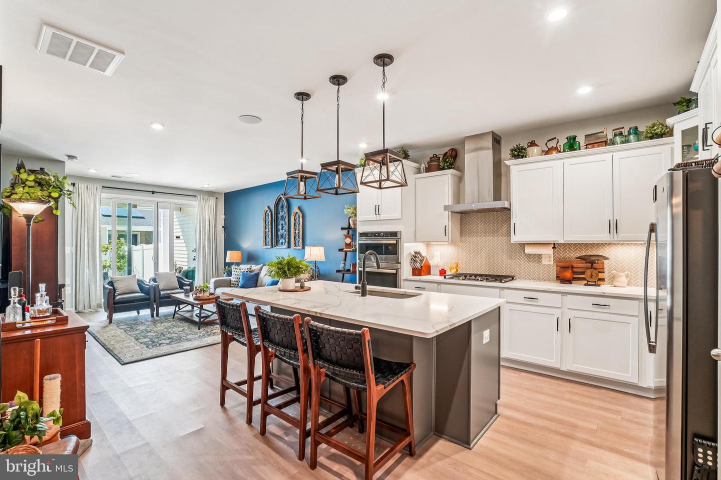 3703 HAVERTILL LN, WOODBRIDGE, Virginia 22193, 3 Bedrooms Bedrooms, 6 Rooms Rooms,2 BathroomsBathrooms,Residential,For sale,3703 HAVERTILL LN,VAPW2104222 MLS # VAPW2104222