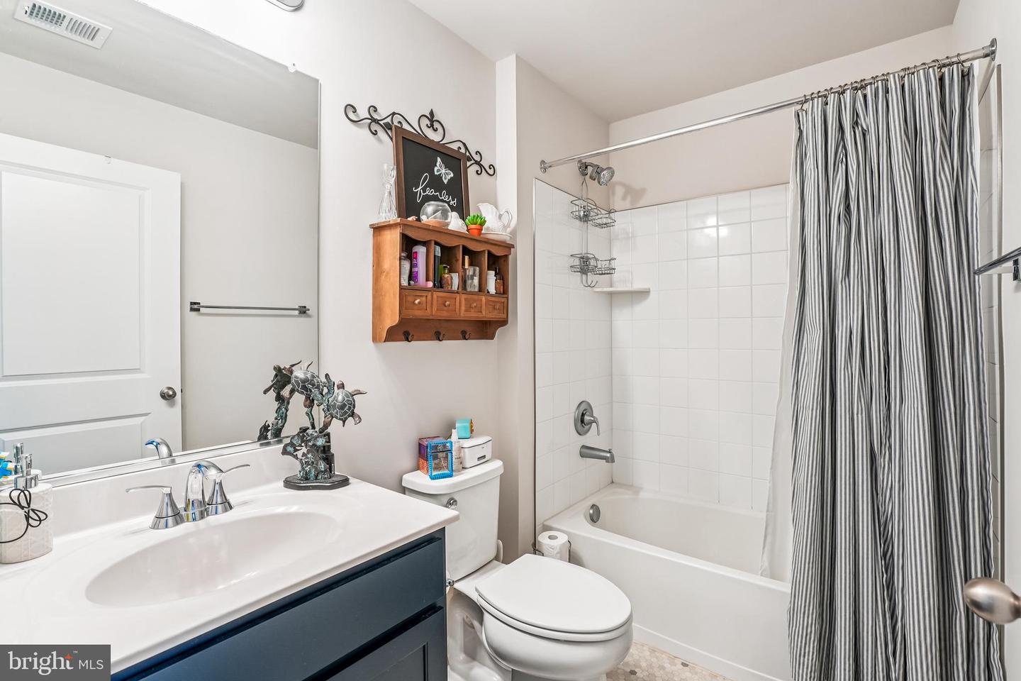 3703 HAVERTILL LN, WOODBRIDGE, Virginia 22193, 3 Bedrooms Bedrooms, 6 Rooms Rooms,2 BathroomsBathrooms,Residential,For sale,3703 HAVERTILL LN,VAPW2104222 MLS # VAPW2104222
