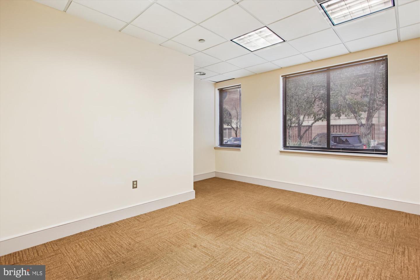 1501 DUKE ST, ALEXANDRIA, Virginia 22314, ,Land,For sale,1501 DUKE ST,VAAX2049884 MLS # VAAX2049884