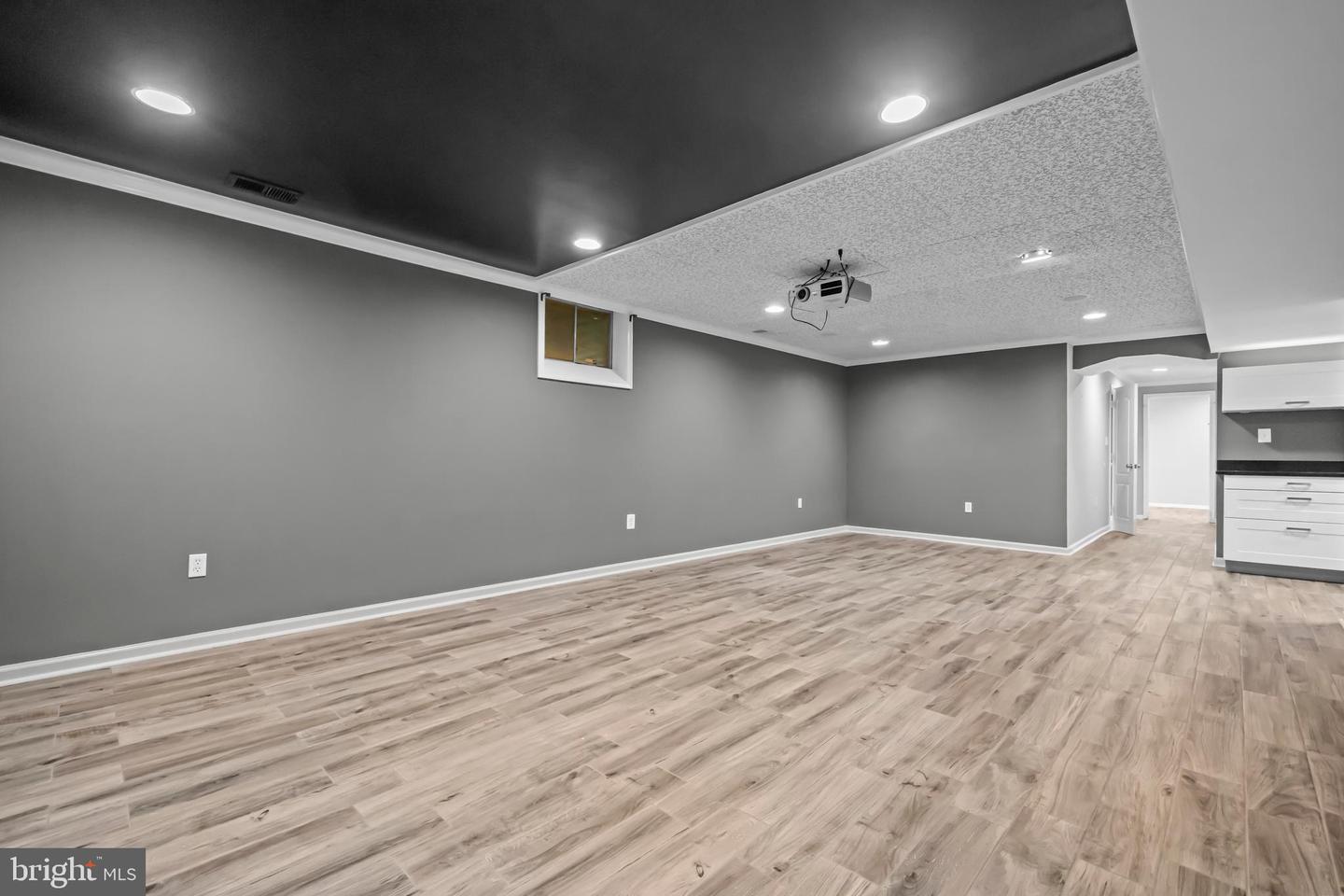 2169 WESTGLEN CT, VIENNA, Virginia 22182, 6 Bedrooms Bedrooms, ,5 BathroomsBathrooms,Residential,For sale,2169 WESTGLEN CT,VAFX2267874 MLS # VAFX2267874