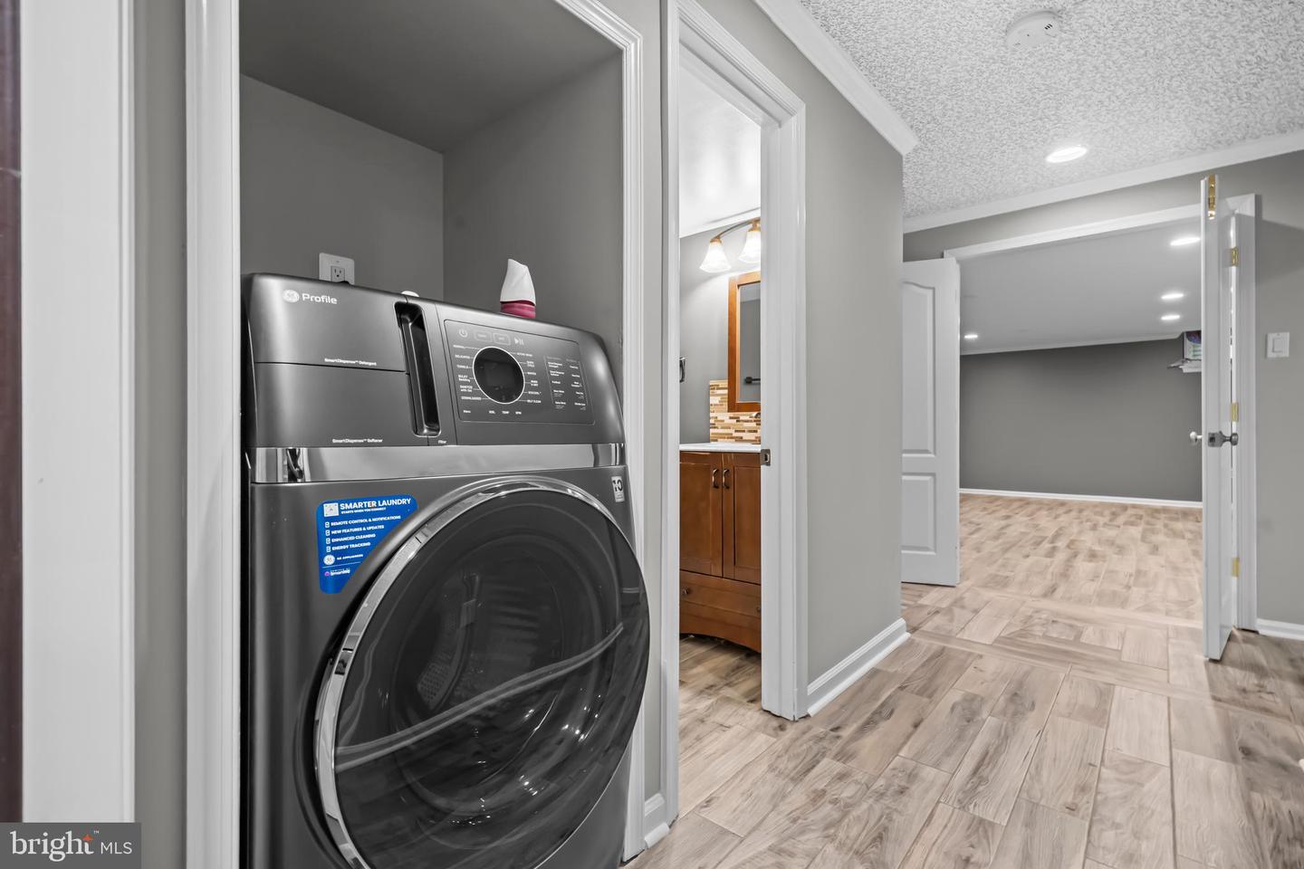 2169 WESTGLEN CT, VIENNA, Virginia 22182, 6 Bedrooms Bedrooms, ,5 BathroomsBathrooms,Residential,For sale,2169 WESTGLEN CT,VAFX2267874 MLS # VAFX2267874