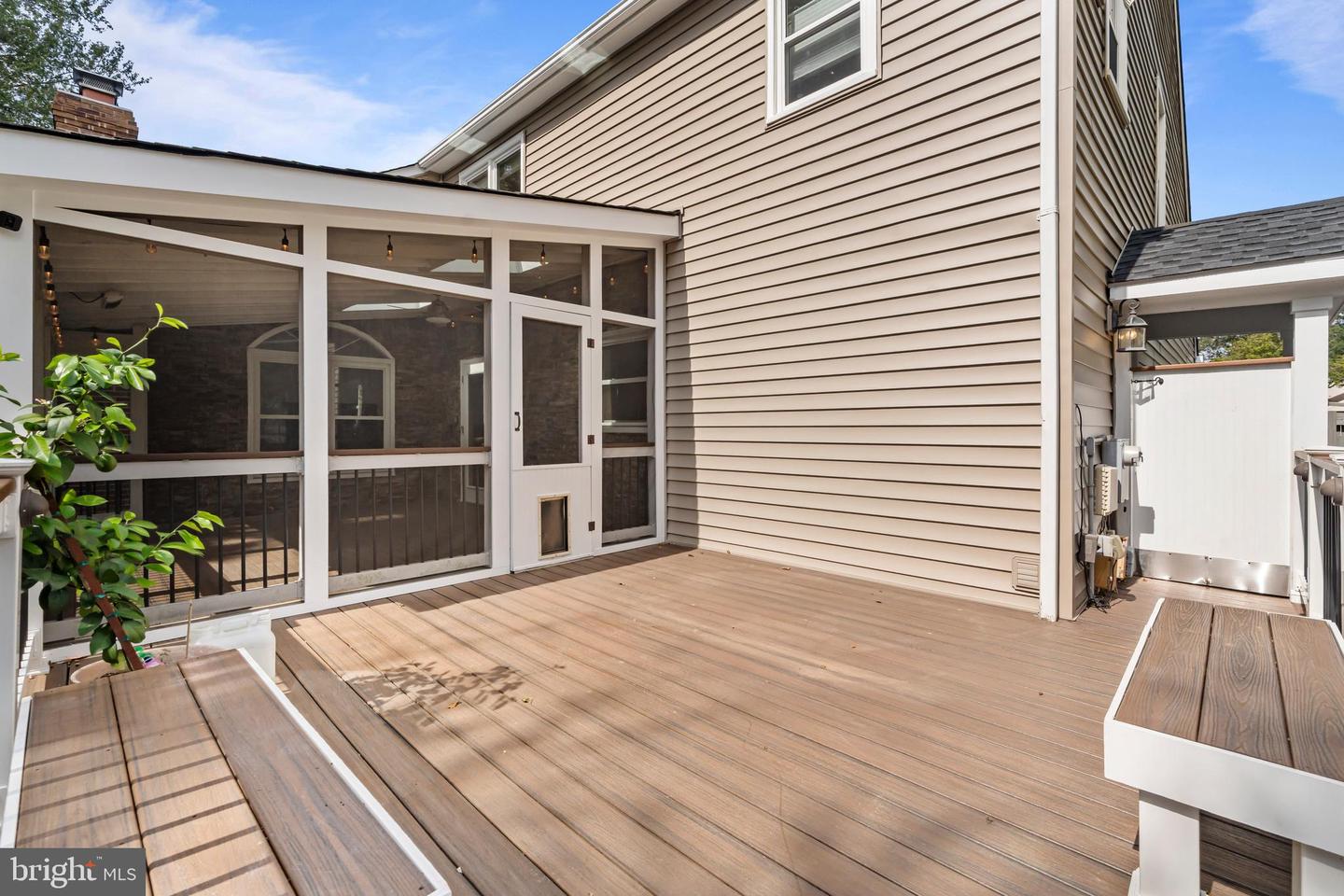 2169 WESTGLEN CT, VIENNA, Virginia 22182, 6 Bedrooms Bedrooms, ,5 BathroomsBathrooms,Residential,For sale,2169 WESTGLEN CT,VAFX2267874 MLS # VAFX2267874