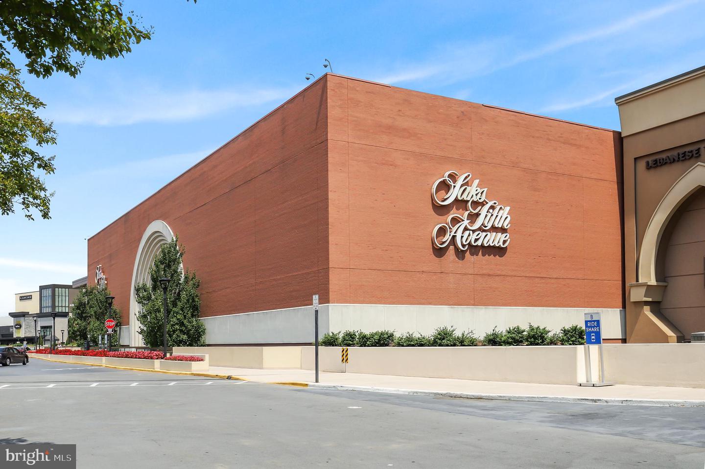 2169 WESTGLEN CT, VIENNA, Virginia 22182, 6 Bedrooms Bedrooms, ,5 BathroomsBathrooms,Residential,For sale,2169 WESTGLEN CT,VAFX2267874 MLS # VAFX2267874