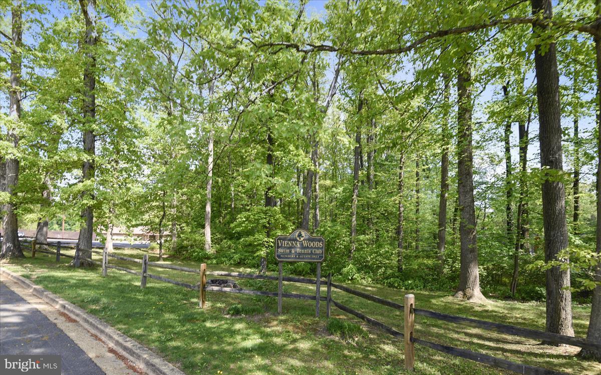 2169 WESTGLEN CT, VIENNA, Virginia 22182, 6 Bedrooms Bedrooms, ,5 BathroomsBathrooms,Residential,For sale,2169 WESTGLEN CT,VAFX2267874 MLS # VAFX2267874