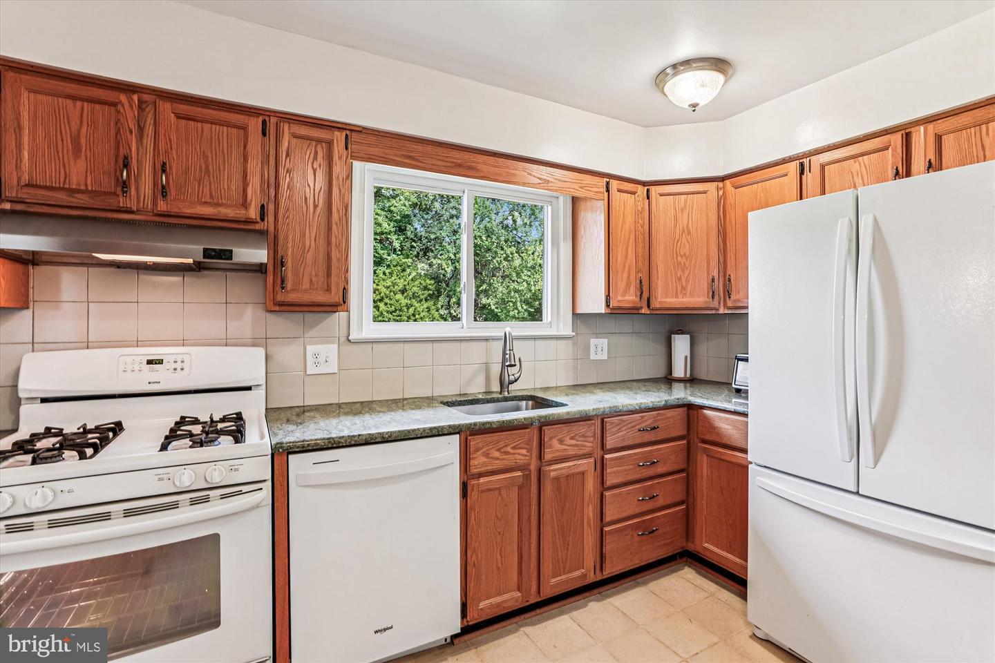 8602 DORA CT, ANNANDALE, Virginia 22003, 4 Bedrooms Bedrooms, ,2 BathroomsBathrooms,Residential,For sale,8602 DORA CT,VAFX2267934 MLS # VAFX2267934