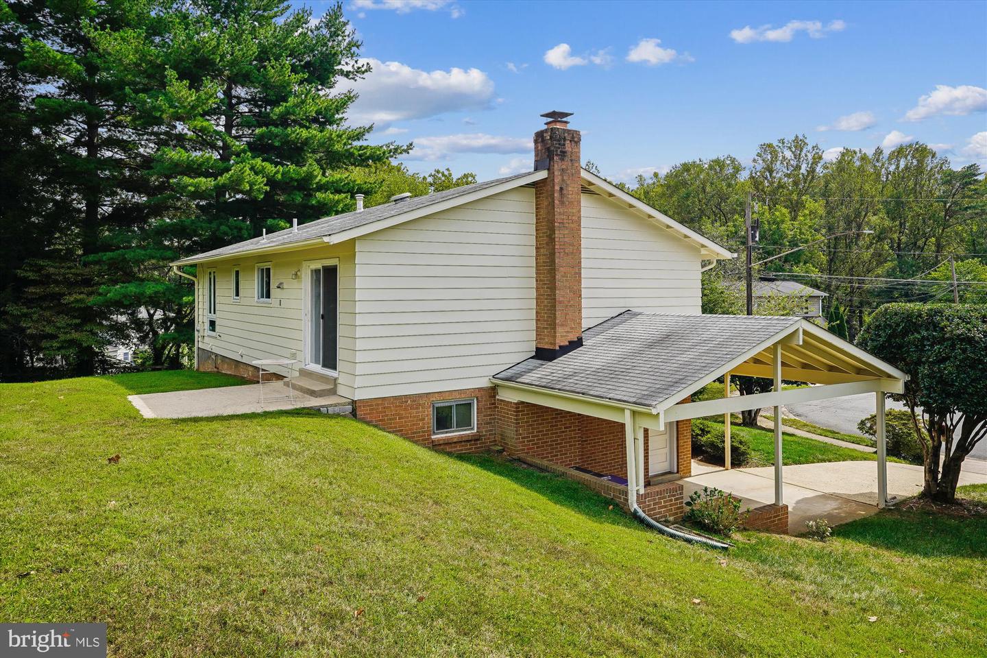 8602 DORA CT, ANNANDALE, Virginia 22003, 4 Bedrooms Bedrooms, ,2 BathroomsBathrooms,Residential,For sale,8602 DORA CT,VAFX2267934 MLS # VAFX2267934