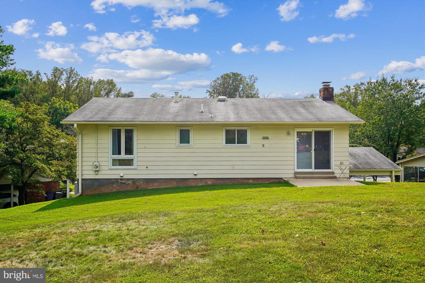8602 DORA CT, ANNANDALE, Virginia 22003, 4 Bedrooms Bedrooms, ,2 BathroomsBathrooms,Residential,For sale,8602 DORA CT,VAFX2267934 MLS # VAFX2267934