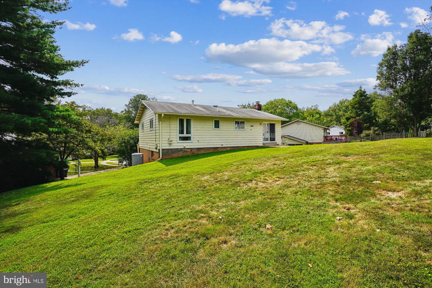 8602 DORA CT, ANNANDALE, Virginia 22003, 4 Bedrooms Bedrooms, ,2 BathroomsBathrooms,Residential,For sale,8602 DORA CT,VAFX2267934 MLS # VAFX2267934