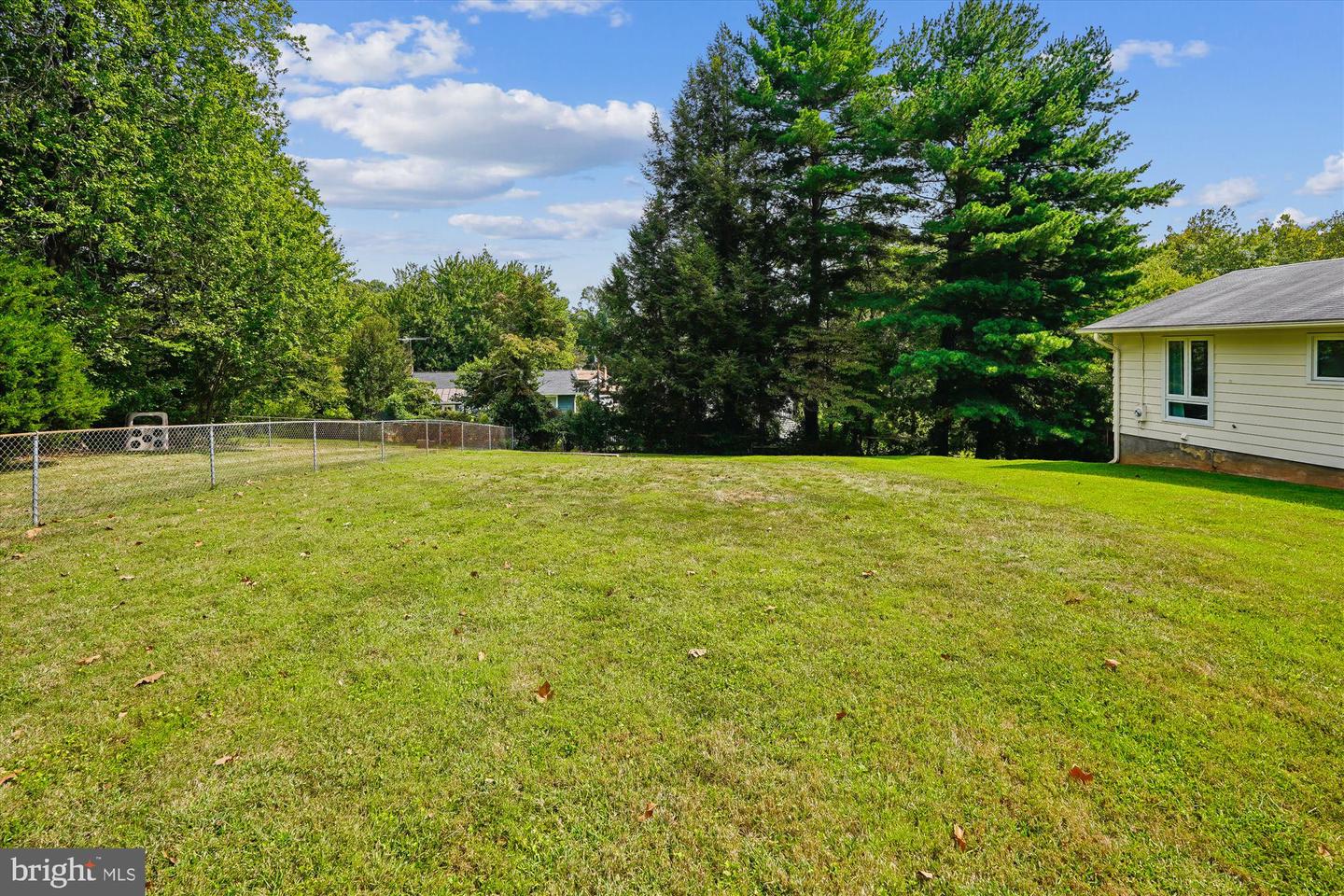 8602 DORA CT, ANNANDALE, Virginia 22003, 4 Bedrooms Bedrooms, ,2 BathroomsBathrooms,Residential,For sale,8602 DORA CT,VAFX2267934 MLS # VAFX2267934