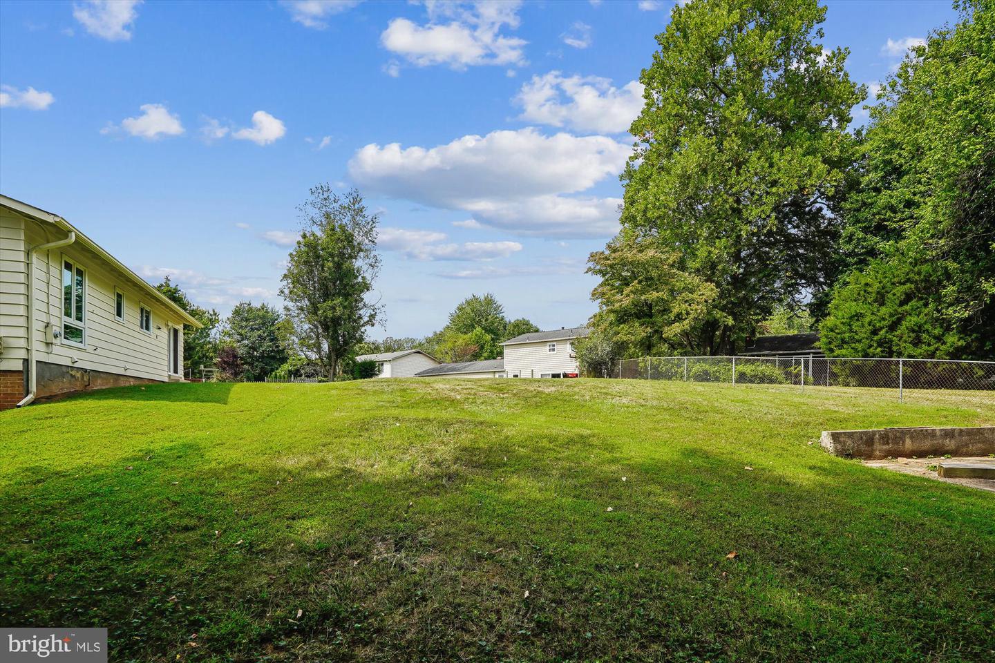 8602 DORA CT, ANNANDALE, Virginia 22003, 4 Bedrooms Bedrooms, ,2 BathroomsBathrooms,Residential,For sale,8602 DORA CT,VAFX2267934 MLS # VAFX2267934