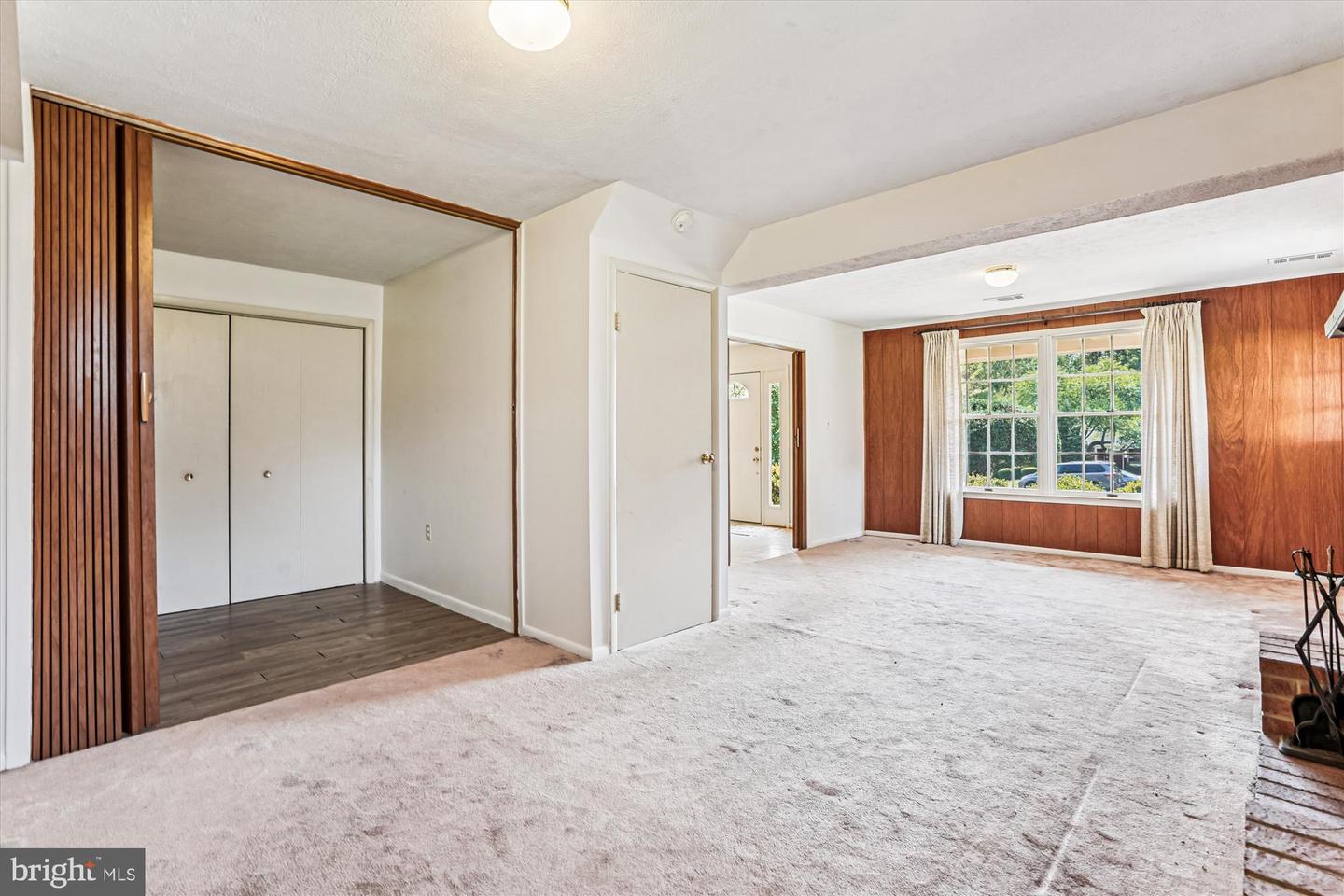 8602 DORA CT, ANNANDALE, Virginia 22003, 4 Bedrooms Bedrooms, ,2 BathroomsBathrooms,Residential,For sale,8602 DORA CT,VAFX2267934 MLS # VAFX2267934