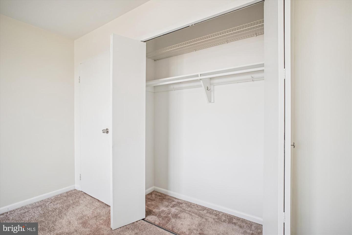 6641 WAKEFIELD DR #918, ALEXANDRIA, Virginia 22307, 1 Bedroom Bedrooms, ,1 BathroomBathrooms,Residential,For sale,6641 WAKEFIELD DR #918,VAFX2267936 MLS # VAFX2267936