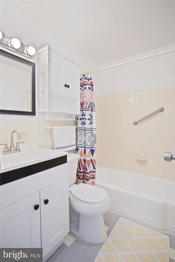 6641 WAKEFIELD DR #918, ALEXANDRIA, Virginia 22307, 1 Bedroom Bedrooms, ,1 BathroomBathrooms,Residential,For sale,6641 WAKEFIELD DR #918,VAFX2267936 MLS # VAFX2267936