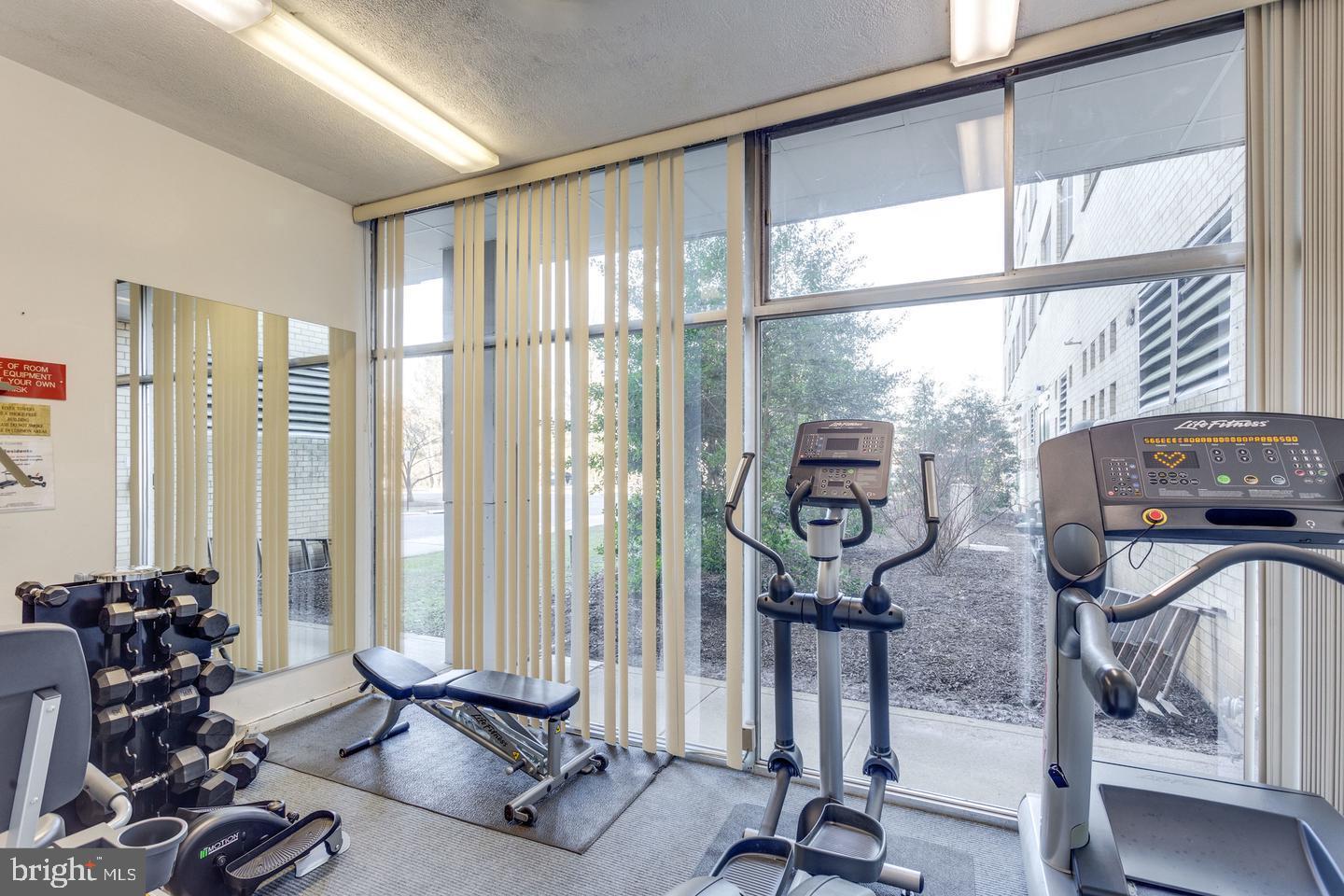 6641 WAKEFIELD DR #918, ALEXANDRIA, Virginia 22307, 1 Bedroom Bedrooms, ,1 BathroomBathrooms,Residential,For sale,6641 WAKEFIELD DR #918,VAFX2267936 MLS # VAFX2267936