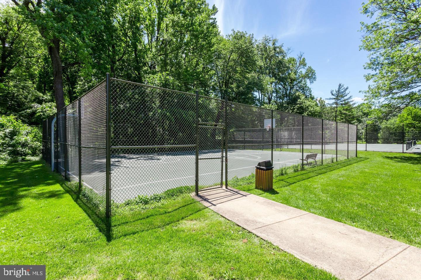 6641 WAKEFIELD DR #918, ALEXANDRIA, Virginia 22307, 1 Bedroom Bedrooms, ,1 BathroomBathrooms,Residential,For sale,6641 WAKEFIELD DR #918,VAFX2267936 MLS # VAFX2267936