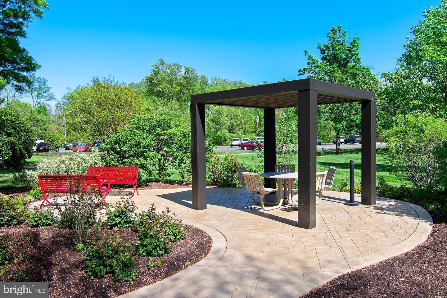 6641 WAKEFIELD DR #918, ALEXANDRIA, Virginia 22307, 1 Bedroom Bedrooms, ,1 BathroomBathrooms,Residential,For sale,6641 WAKEFIELD DR #918,VAFX2267936 MLS # VAFX2267936