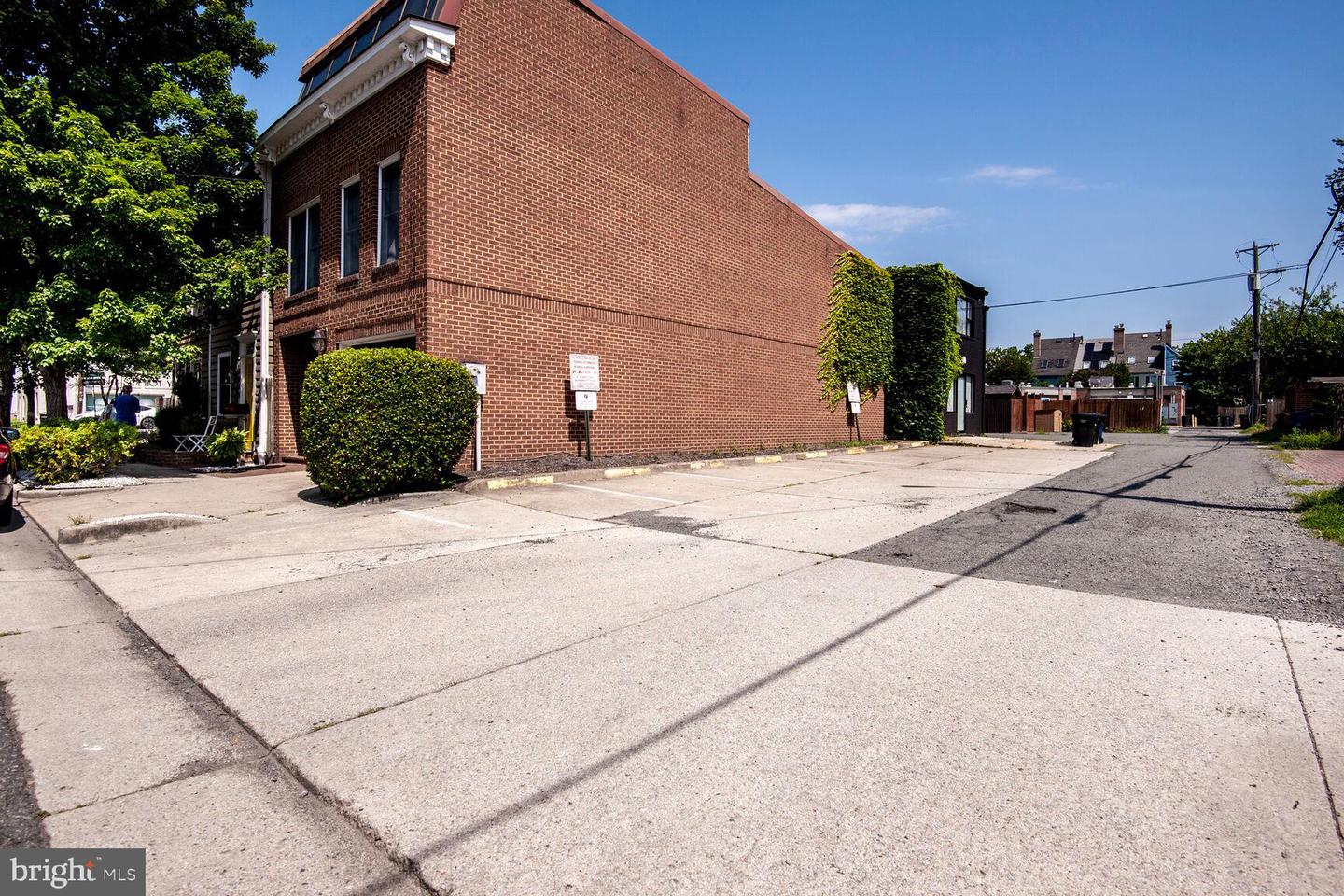 1020 PRINCESS ST, ALEXANDRIA, Virginia 22314, ,Land,For sale,1020 PRINCESS ST,VAAX2049980 MLS # VAAX2049980