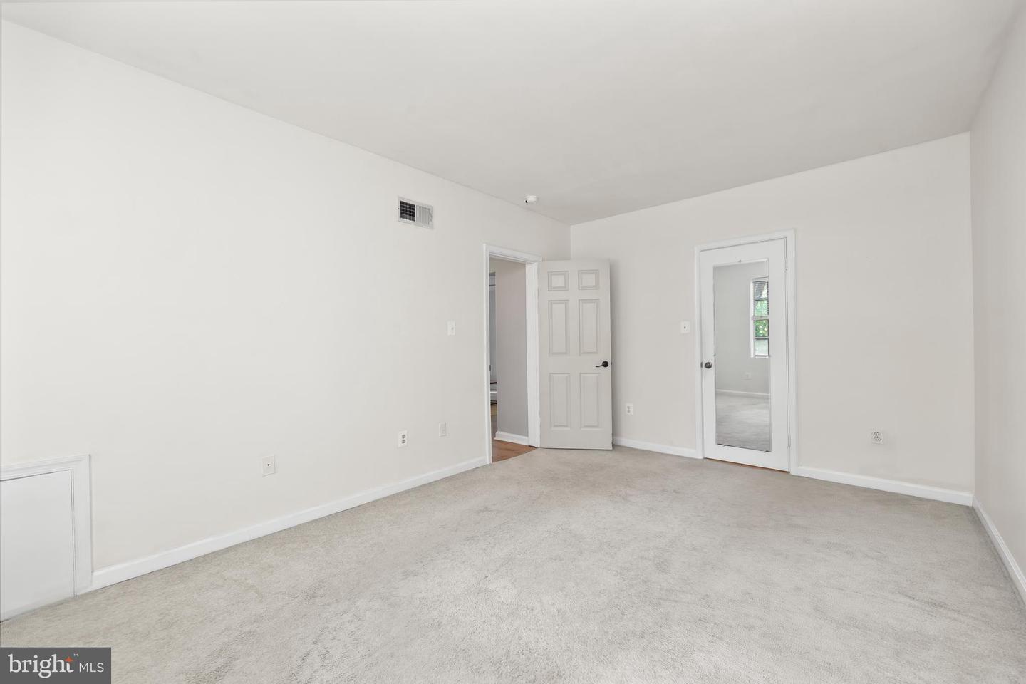 1802 KEY BLVD #9482, ARLINGTON, Virginia 22201, 2 Bedrooms Bedrooms, ,1 BathroomBathrooms,Residential,For sale,1802 KEY BLVD #9482,VAAR2063814 MLS # VAAR2063814 1802 KEY BLVD #9482, ARLINGTON, Virginia 22201, 2 Bedrooms Bedrooms, ,1 BathroomBathrooms,Residential,For sale,1802 KEY BLVD #9482,VAAR2063814 MLS # VAAR2063814