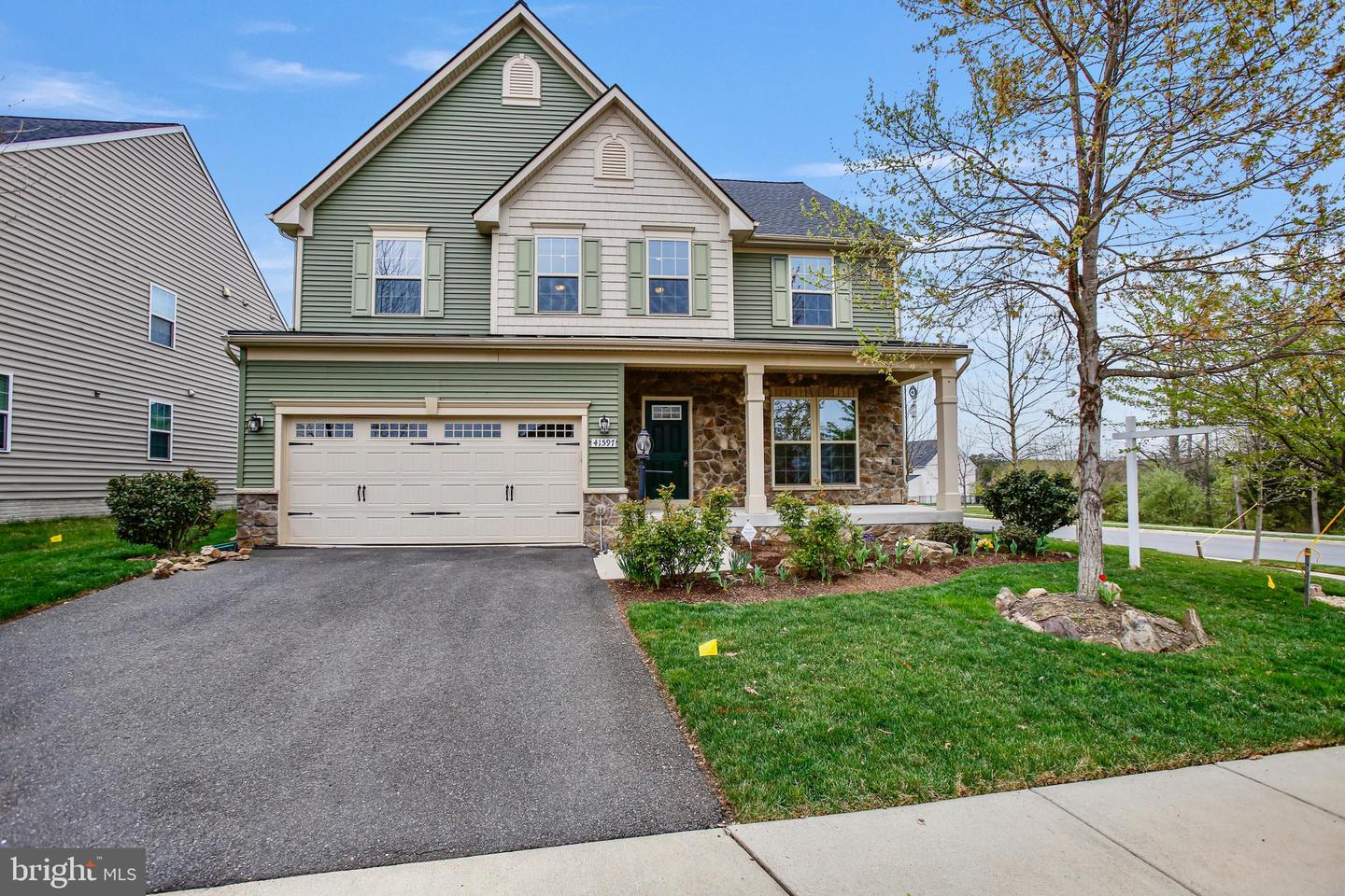 41597 HOFFMAN DR, ALDIE, Virginia 20105, 4 Bedrooms Bedrooms, ,3 BathroomsBathrooms,Residential,For sale,41597 HOFFMAN DR,VALO2092694 MLS # VALO2092694