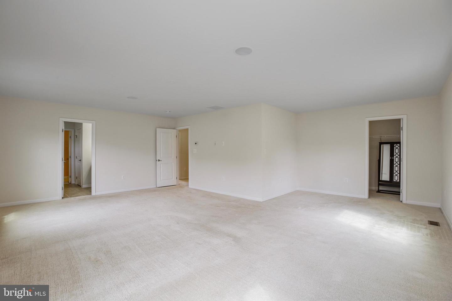41597 HOFFMAN DR, ALDIE, Virginia 20105, 4 Bedrooms Bedrooms, ,3 BathroomsBathrooms,Residential,For sale,41597 HOFFMAN DR,VALO2092694 MLS # VALO2092694