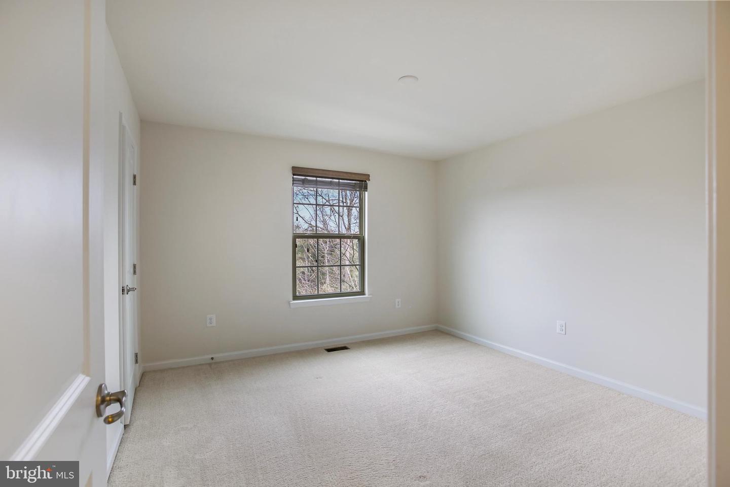 41597 HOFFMAN DR, ALDIE, Virginia 20105, 4 Bedrooms Bedrooms, ,3 BathroomsBathrooms,Residential,For sale,41597 HOFFMAN DR,VALO2092694 MLS # VALO2092694