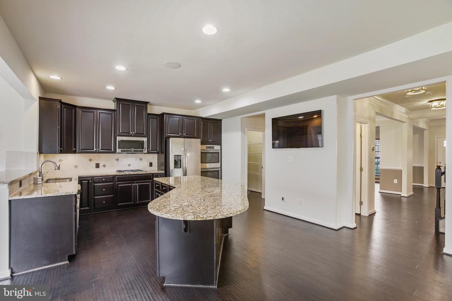 41597 HOFFMAN DR, ALDIE, Virginia 20105, 4 Bedrooms Bedrooms, ,3 BathroomsBathrooms,Residential,For sale,41597 HOFFMAN DR,VALO2092694 MLS # VALO2092694