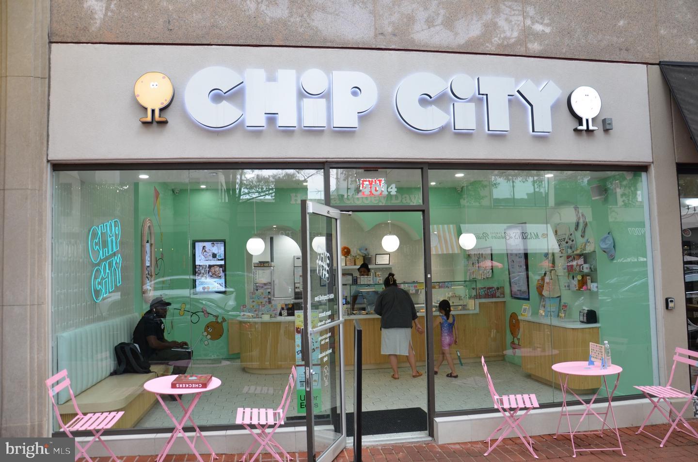 2713 24TH RD S #A & B, ARLINGTON, Virginia 22206, 4 Bedrooms Bedrooms, ,2 BathroomsBathrooms,Residential,For sale,2713 24TH RD S #A & B,VAAR2057526 MLS # VAAR2057526 2713 24TH RD S #A & B, ARLINGTON, Virginia 22206, 4 Bedrooms Bedrooms, ,2 BathroomsBathrooms,Residential,For sale,2713 24TH RD S #A & B,VAAR2057526 MLS # VAAR2057526