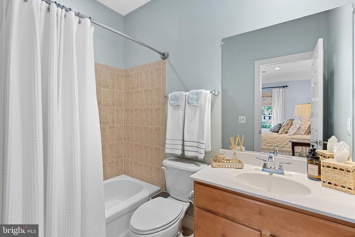 43252 OVERVIEW PL, LEESBURG, Virginia 20176, 4 Bedrooms Bedrooms, ,4 BathroomsBathrooms,Residential,For sale,43252 OVERVIEW PL,VALO2100926 MLS # VALO2100926