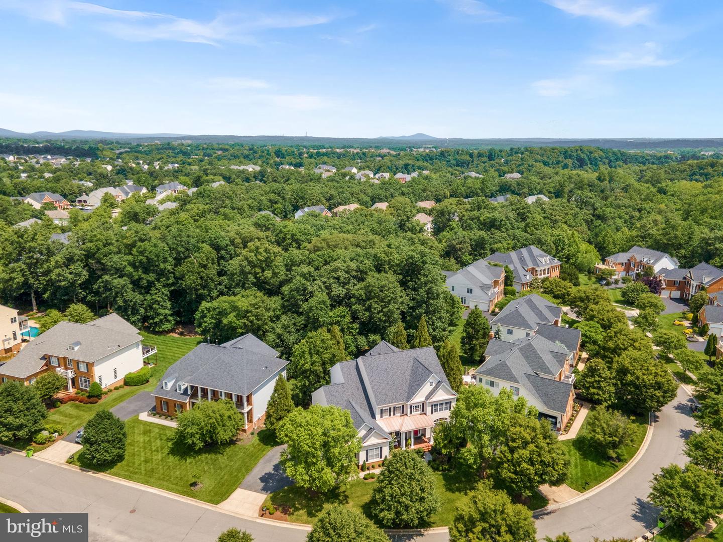 43252 OVERVIEW PL, LEESBURG, Virginia 20176, 4 Bedrooms Bedrooms, ,4 BathroomsBathrooms,Residential,For sale,43252 OVERVIEW PL,VALO2100926 MLS # VALO2100926