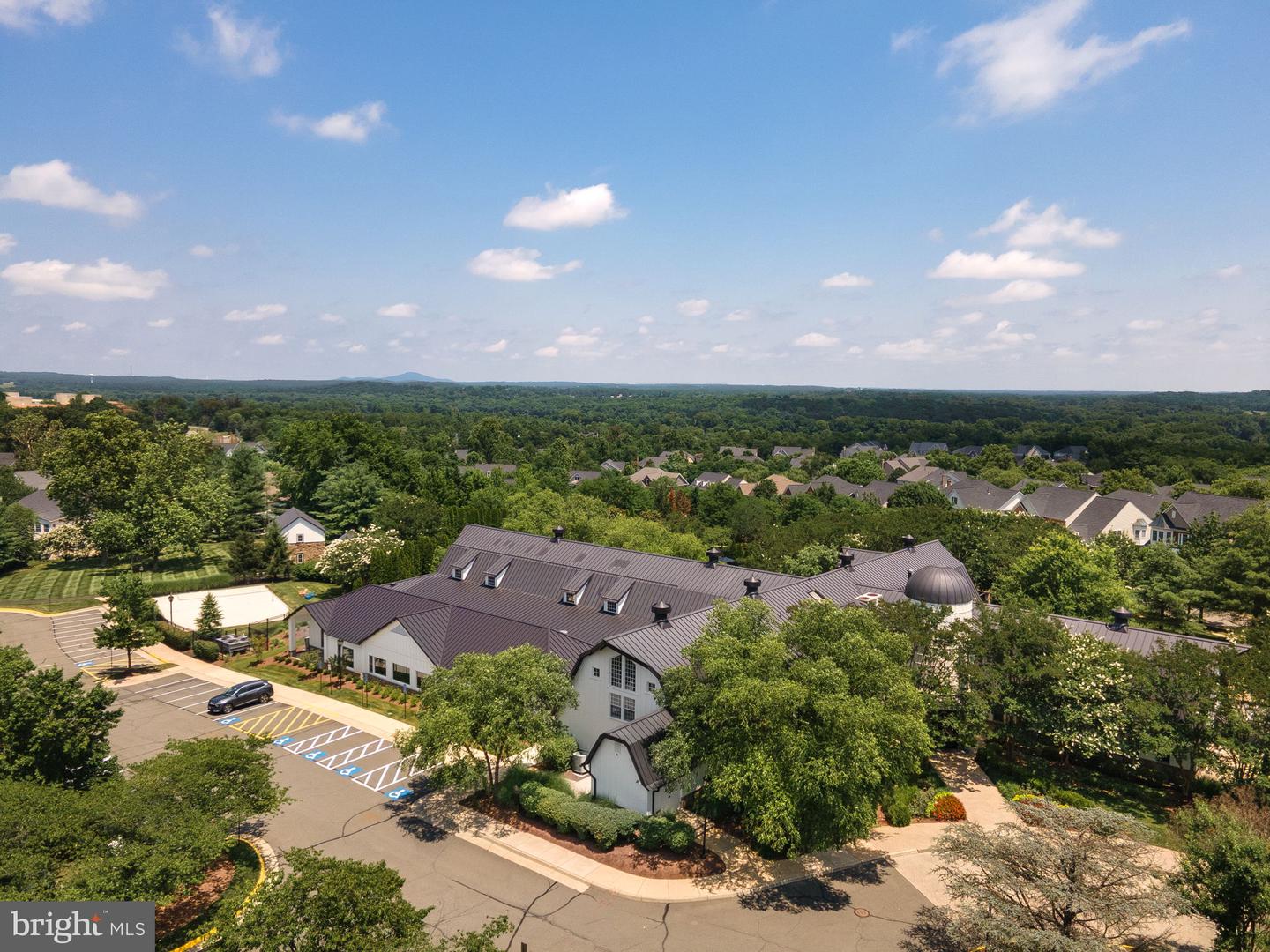 43252 OVERVIEW PL, LEESBURG, Virginia 20176, 4 Bedrooms Bedrooms, ,4 BathroomsBathrooms,Residential,For sale,43252 OVERVIEW PL,VALO2100926 MLS # VALO2100926