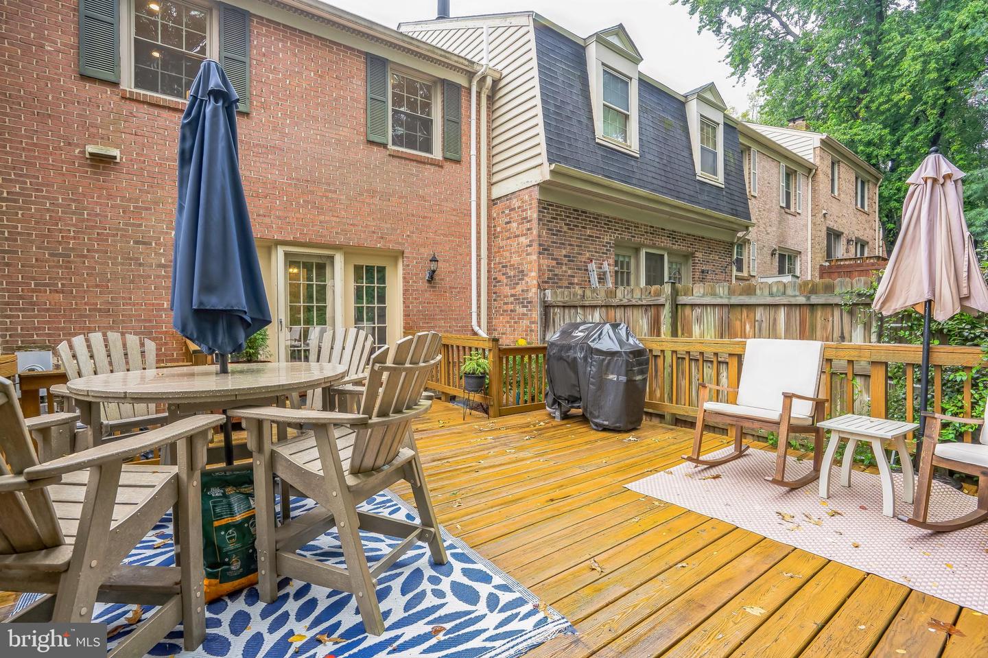 10306 HAMPSHIRE GREEN AVE, FAIRFAX, Virginia 22032, 3 Bedrooms Bedrooms, ,2 BathroomsBathrooms,Residential,For sale,10306 HAMPSHIRE GREEN AVE,VAFX2254908 MLS # VAFX2254908