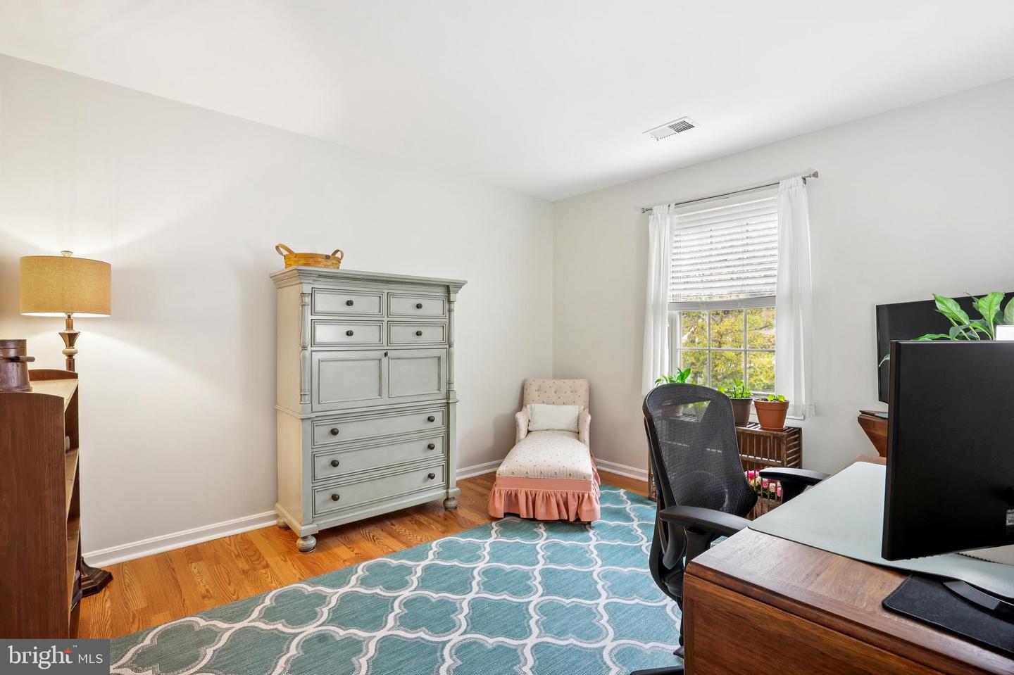 10306 HAMPSHIRE GREEN AVE, FAIRFAX, Virginia 22032, 3 Bedrooms Bedrooms, ,2 BathroomsBathrooms,Residential,For sale,10306 HAMPSHIRE GREEN AVE,VAFX2254908 MLS # VAFX2254908