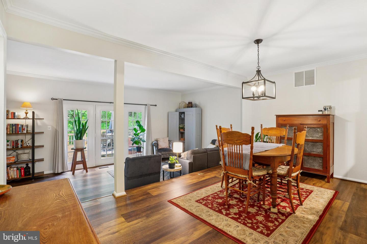 10306 HAMPSHIRE GREEN AVE, FAIRFAX, Virginia 22032, 3 Bedrooms Bedrooms, ,2 BathroomsBathrooms,Residential,For sale,10306 HAMPSHIRE GREEN AVE,VAFX2254908 MLS # VAFX2254908