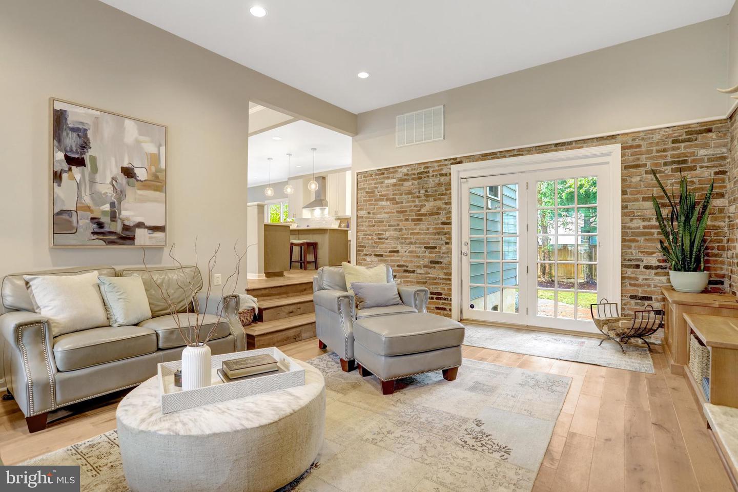 4106 FERRY LANDING RD, ALEXANDRIA, Virginia 22309, 6 Bedrooms Bedrooms, ,4 BathroomsBathrooms,Residential,For sale,4106 FERRY LANDING RD,VAFX2256056 MLS # VAFX2256056