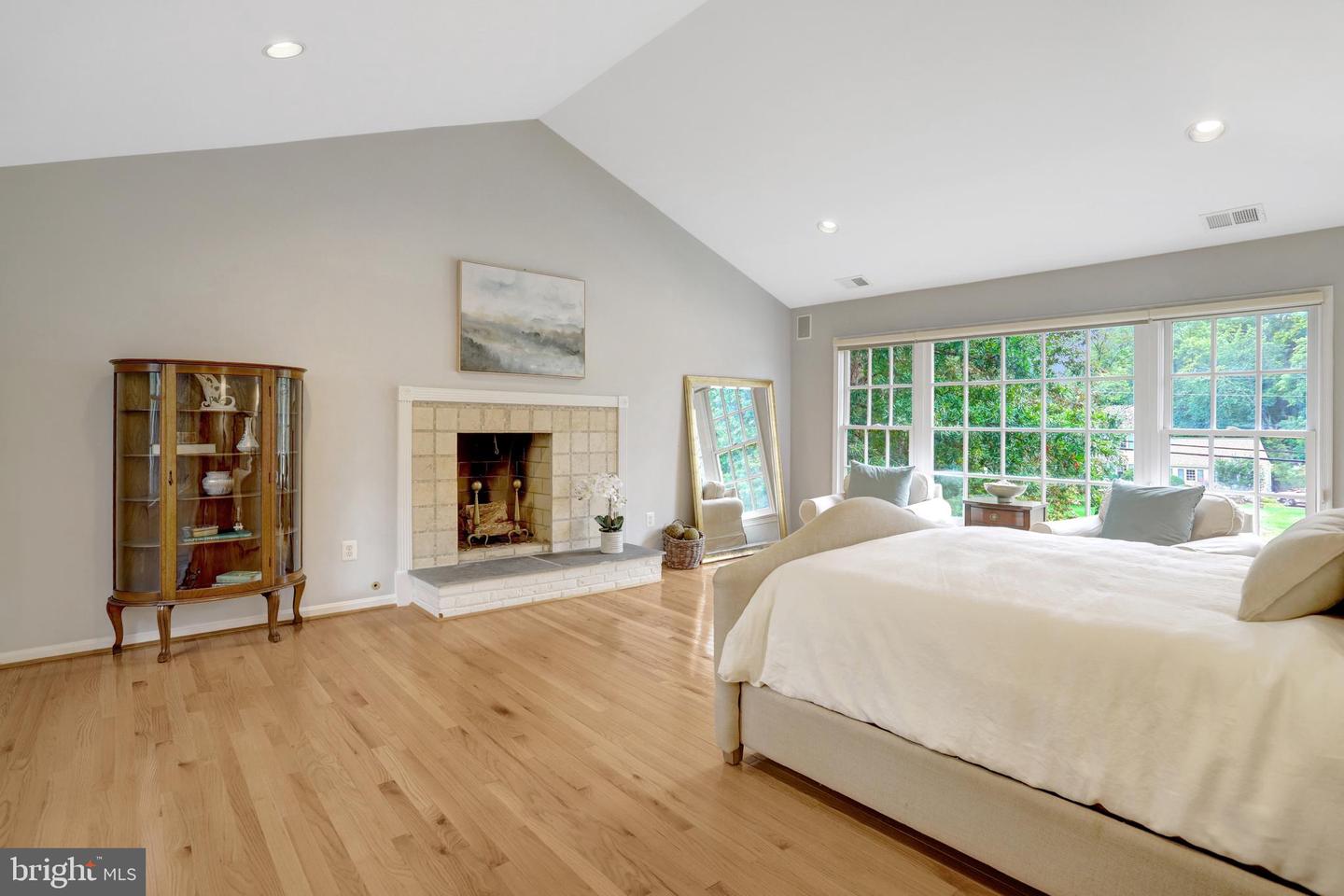 4106 FERRY LANDING RD, ALEXANDRIA, Virginia 22309, 6 Bedrooms Bedrooms, ,4 BathroomsBathrooms,Residential,For sale,4106 FERRY LANDING RD,VAFX2256056 MLS # VAFX2256056